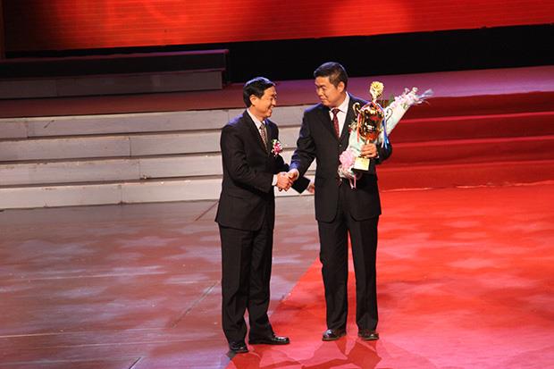 sunbet申搏获“富民兴农标杆企业”殊荣