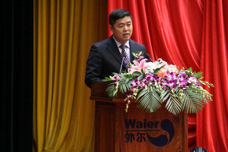 sunbet申搏2014年度总结暨表彰大会胜利召开